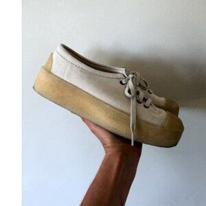 Clarks Women's Beige Platform Lace Up Sneakers Casual Shoes Sz 9.5 Flats Casual